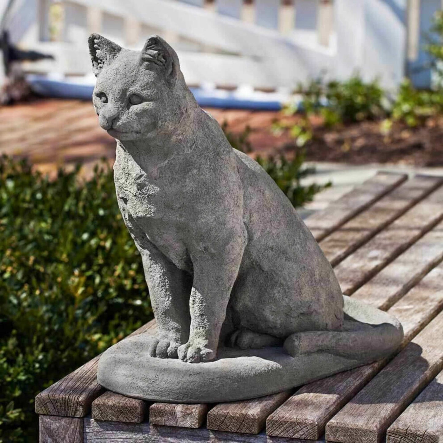 Campania Garden Cat Concrete Statue