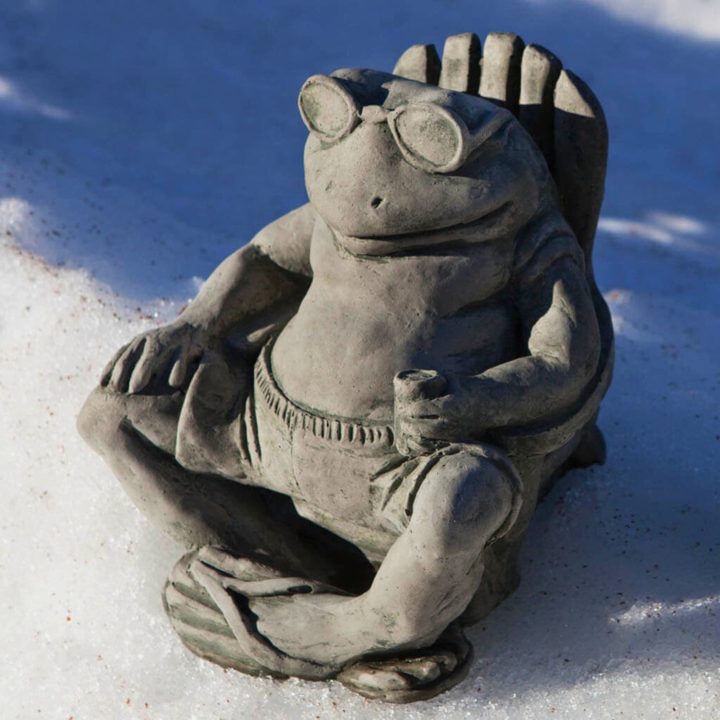 Campania Bud on the Beach Concrete Frog Statue - #A570