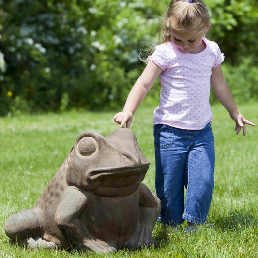 Campania Giant Garden Frog Concrete Statue