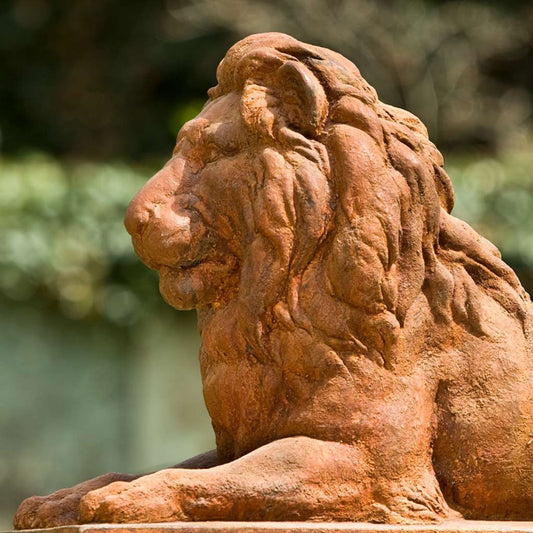 Campania Classic Lion Concrete Garden Statue