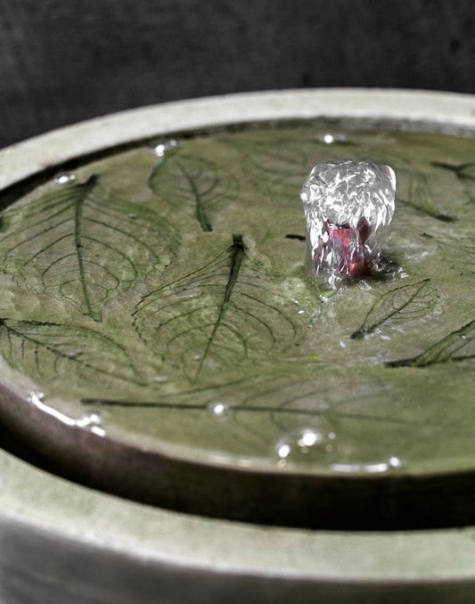 Campania Hydrangea Leaves Garden Terrace Fountain