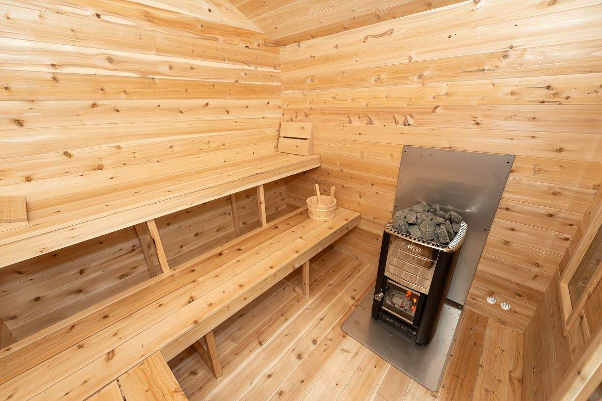6 Person Cabin Sauna with Changeroom - Georgian