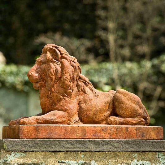 Campania Classic Lion Concrete Garden Statue