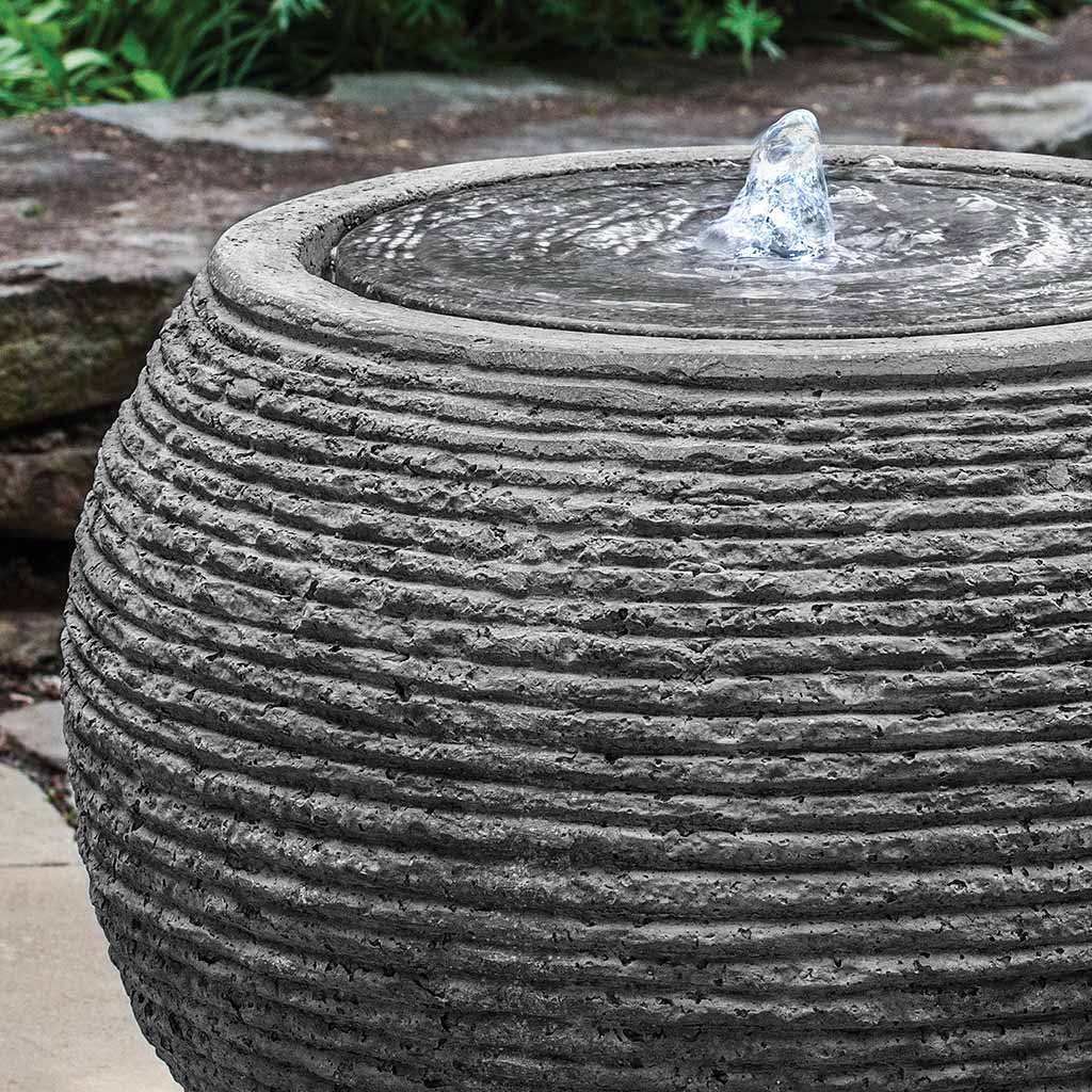 Sonora Large Outdoor Water Fountain - Stone Ledge Campania International