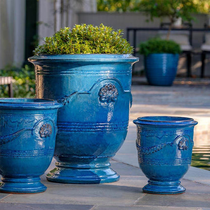 Campania Coquille Anduze Urn Set of 3 | Glazed and Terra Cotta