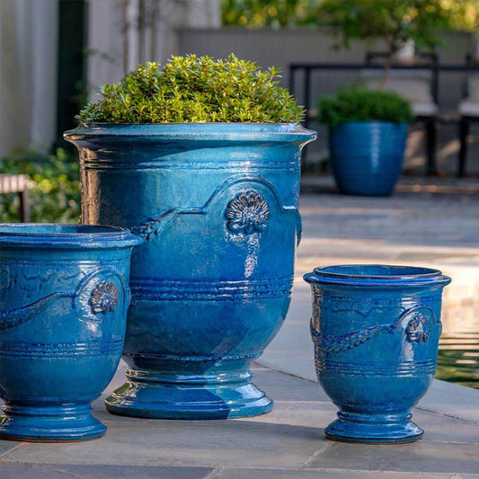 Campania Coquille Anduze Urn Set of 3 | Glazed and Terra Cotta