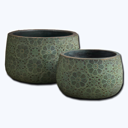 Campania Etched Daisy Set of 4 | Cold Painted Terra Cotta Planter