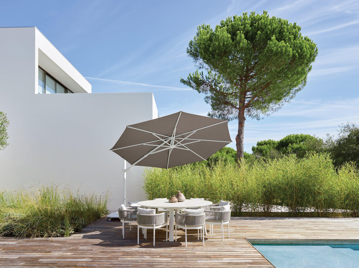 Jardinico JCP-301 Sidepost 11.5' Octagon Umbrella