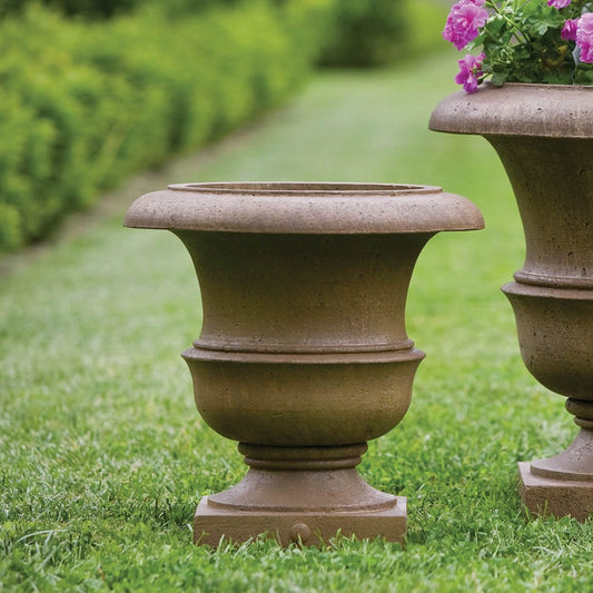 Campania International Williamsburg Wren Small Planter