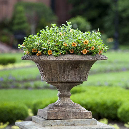 Campania International Smithsonian Fluted Valentine Urn