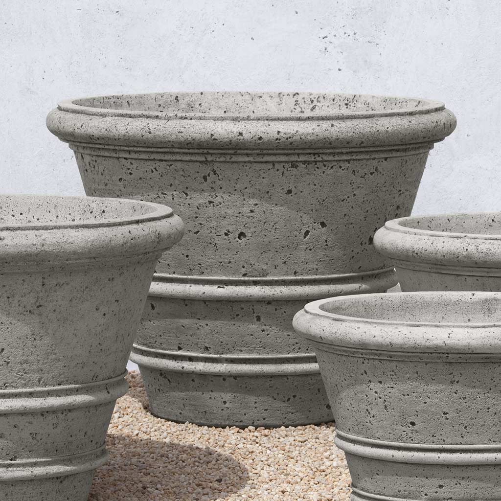Campania International Rustic Rolled Rim 35.5 inch