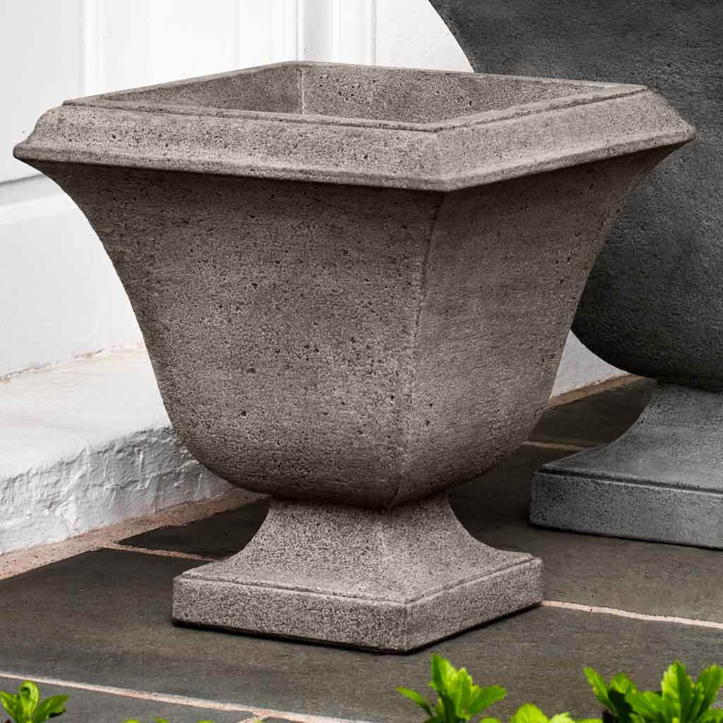 Campania International Trowbridge Small Urn