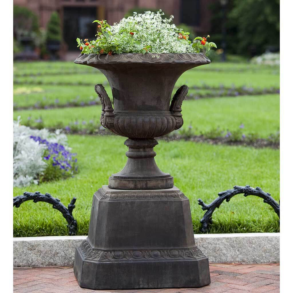 Campania Smithsonian L'Enfant Urn with Pedestal