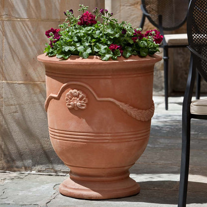 Campania Coquille Anduze Urn Set of 3 | Glazed and Terra Cotta