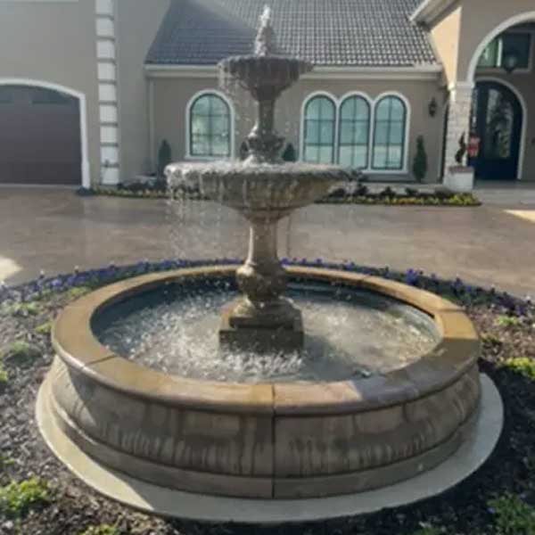 Campania International Charleston Fountain in Basin